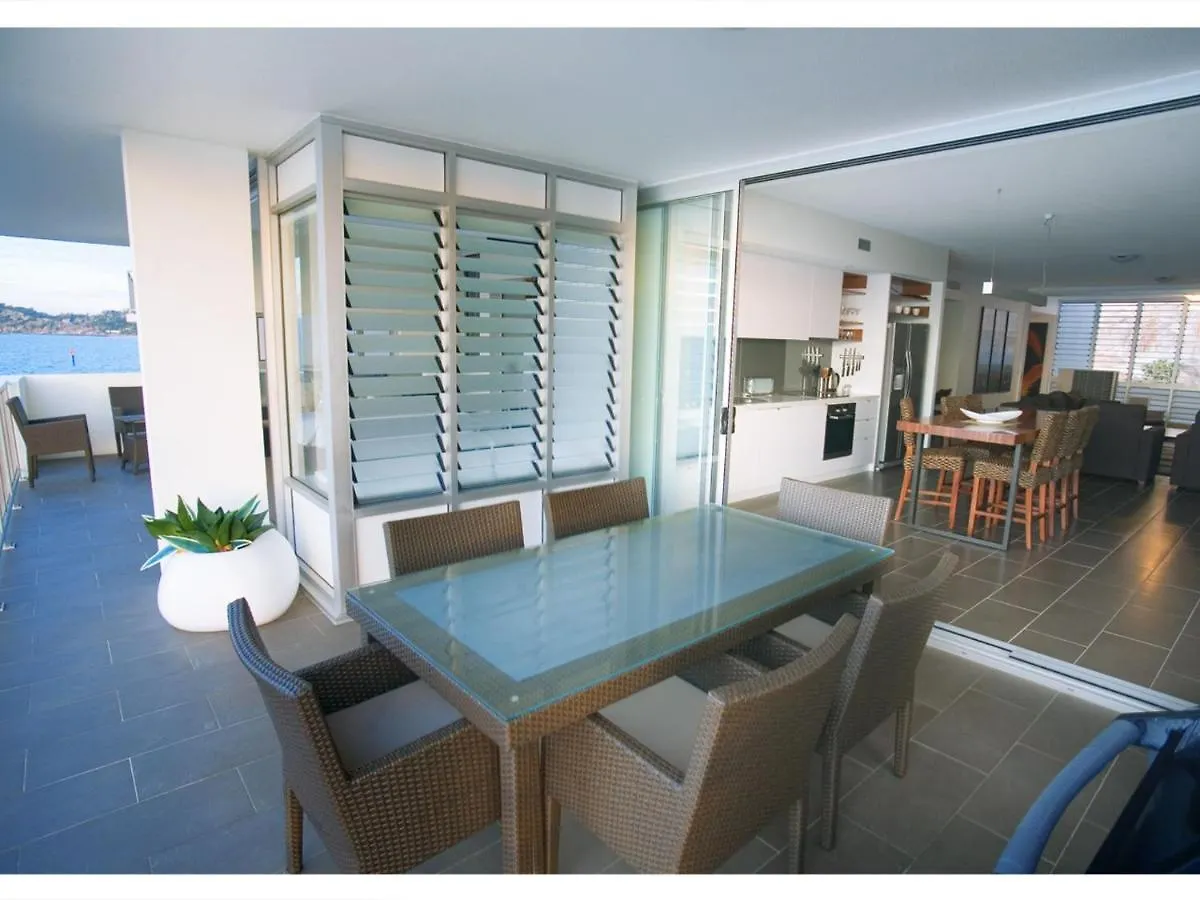 1 Bright Point Apartment 5201 Nelly Bay