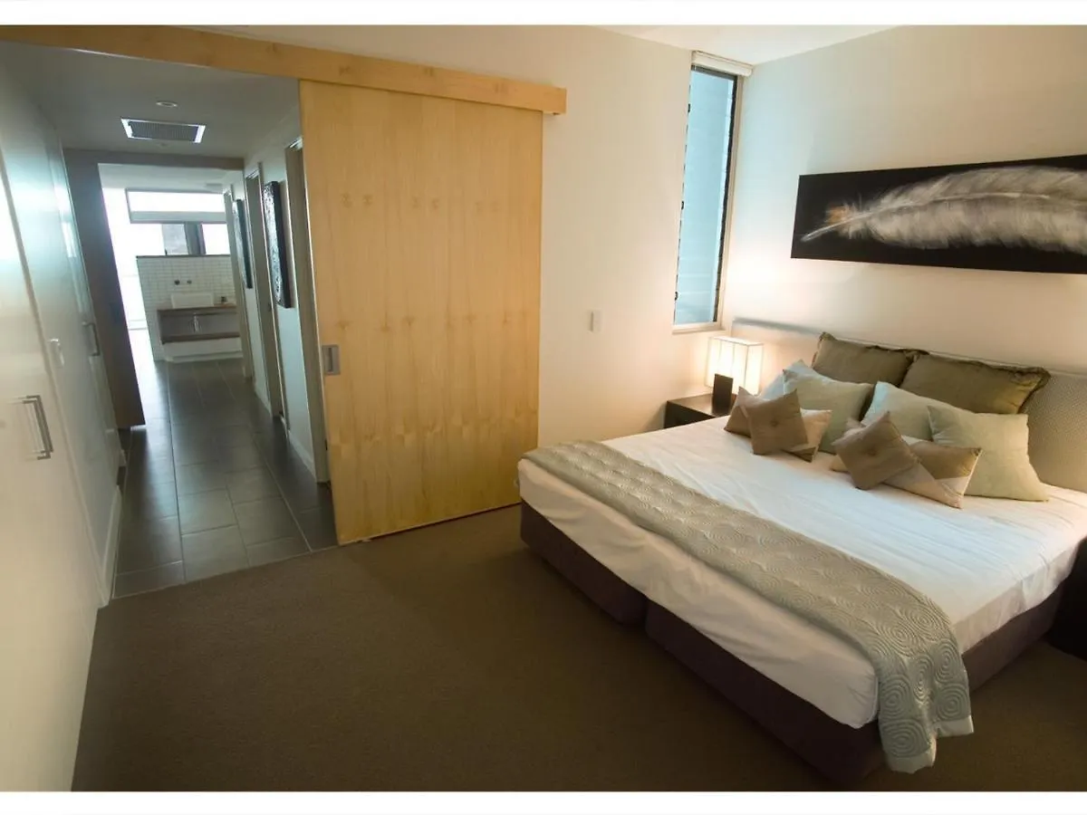 1 Bright Point Apartment 5201 Nelly Bay