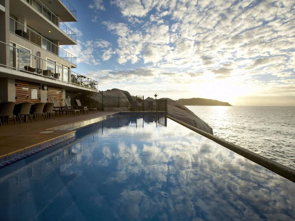 1 Bright Point Apartment 5201 Nelly Bay